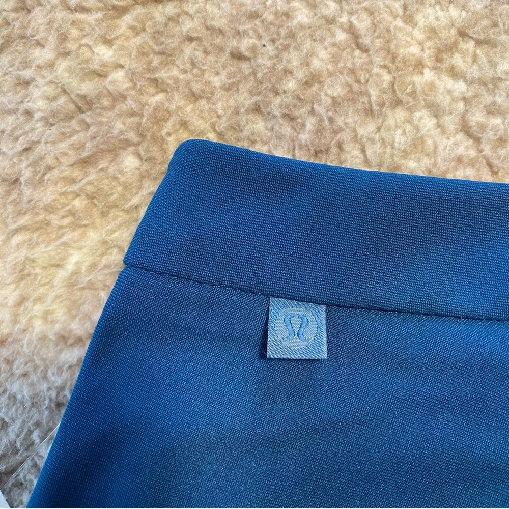 Lululemon - NWT Blue Shorts - Picture 8 of 9